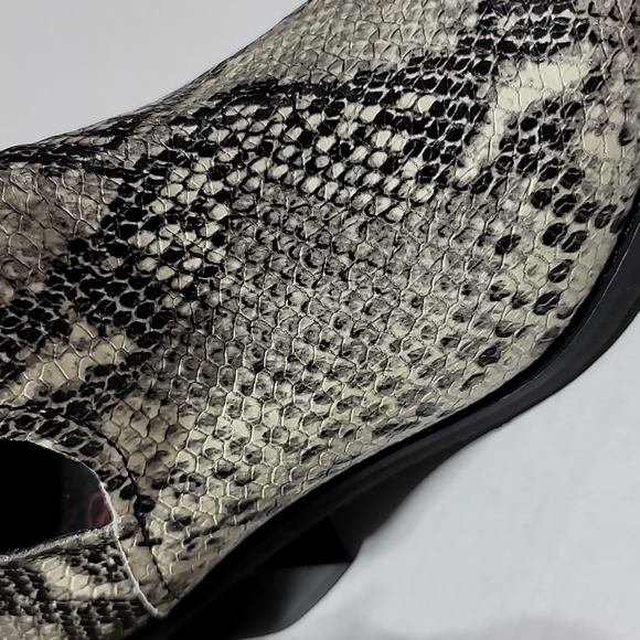 COPY - BLONDO SZ 7.5M WESTERN SNAKESKIN ANKLE BOOTS WATERPROOF COWBOY POINTY TO… - Picture 5 of 16